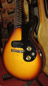 Vintage 1964 Gibson Melody Maker Electric Guitar w/ Hard Case Plays Great