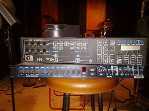 Simmons SDS 1000 + Base + 4 Pads + MTM Midi Trigger