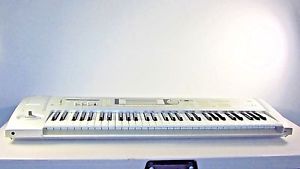 KORG TRITON Le61 ELECTRONIC KEYBOARD
