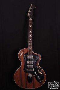 Wandre Guitar w/ Vintage Gibson Case (SKU 5407CK)