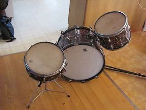 vintage 60s sligerland marti gras or capri pearl drum set