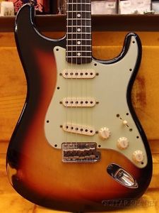 Fender Custom Shop TBC 1960 Stratocaster Relic -3 Color Sunburst Electric
