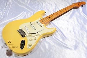 Fender USA 1980s American Vintage '57 Stratocaster White Used Guitar #g1232
