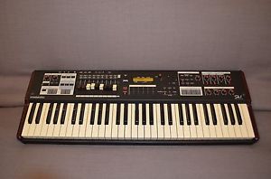 Hammond SK1 61,  61 Key Portable Drawbar Keyboard with Gig Bag and pedal