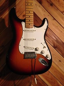 Fender American Standard Stratocaster MFB `98 FREESHIPPING from JAPAN