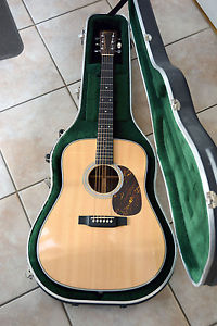 2006 Martin HD-28 Guitar Mint!  Virtually Unused!
