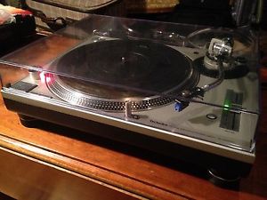 Technics SL-1200M3D. 1 OWNER w/Accessories. 1210 MK2 MK5 Near Showroom Mint! #1