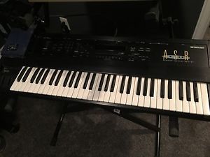 ASR-10 With SCSI Port Installed. Excellent Condition soft Case Included