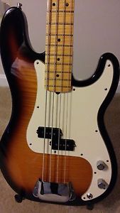Fender Select Precision Bass , Excellent condition