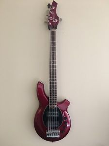 Music Man Bongo 5 Electric Bass Guitar w Piezo Pickup!