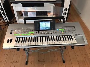 Yamaha Tyros 1 inkl. Zubehör.
