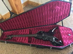 BC Rich Draco Guitar Strap Guitar  Stand Coffin Case Flying V