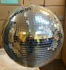 10 pcs of 50 cm disco ball that's 20 inch each peice