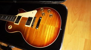 GIBSON LES PAUL TRADITIONAL Honeyburst (very flamey top)
