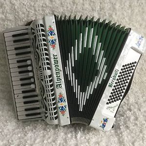 Akkordeon Fröhlich Händel