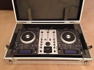 Numark Mixdeck DJ Set In Flight Case