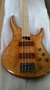 MTD "The Z" 4-String Bass - MAPLE NECK - Natural Gloss, UVP: 1236€ NUR 569,00€