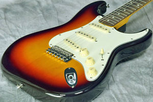 Fender Japan Exclusive Classic 60s Stratocaster 3-Color Sunburst  F/S From Japan