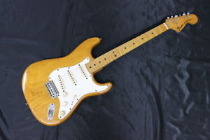 Fender Stratocaster NAT / M  74 FREESHIPPING from JAPAN