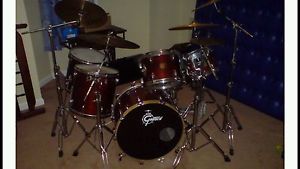 Vintage 70's Gretsch Drum kit, dw stands and 60s & 80s Zildjian Cymbals
