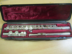 Yamaha 321 Querflöte mit vollsilbernen Kopf Top Zustand