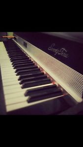 Fender Rhodes Electric Piano MarkIV Seventy Three