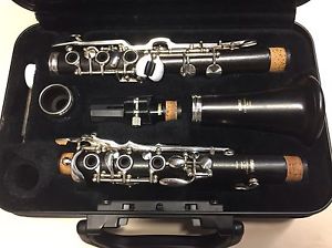 YAMAHA Klarinette 457-20 / deutsches System / Holz / German Clarinet / Кларнет