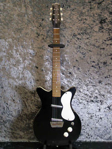Danelectro #3021 '59 "Standard Shorthorn Model"