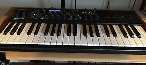Dave Smith Mopho X4 Analog Synth "Mint Condition"