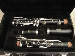 1014. Professionally Restored H Selmer Brevete Bb Clarinet