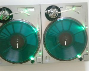 2 TECHNICS SL 1200 MK2's w/ SERATO VINYL