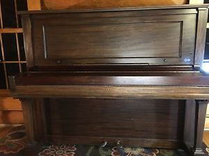 Steinway upright piano K52 1917