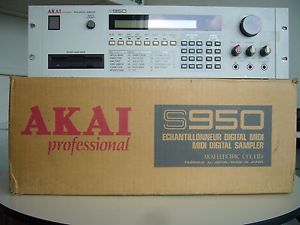 AKAI S950 1536 Kwords Fully Expanded 12-bit Vintage Sampler