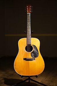 Vintage 1971 Martin D-28 Acoustic Guitar - Great Player - Pickup - W/case - MOJO