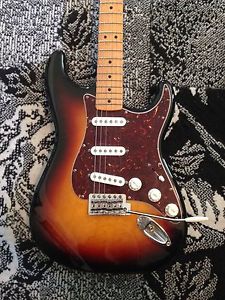 Fender Stratocaster Roadhouse Delux