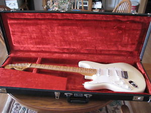 1997 Fender Production Hendrix Tribute Stratocaster White Strat