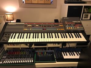 ROLAND JUNO 106 WITH ROLAND MSQ-100