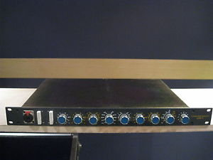 CHANDLER LTD-1  MIC PRE / EQ / DI BOX (NO POWER SUPPLY)