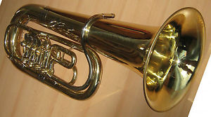 F Tuba AMATI Mensur CERVENY CFB 451  Bestzustand. Lackiert