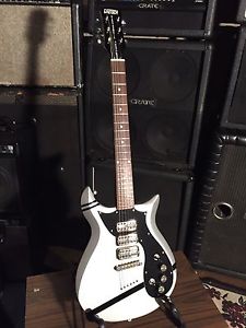 Gretsch Electromatic G5135PS Patrick Vaughn Stump Stump-O-Matic Corvette Electr…