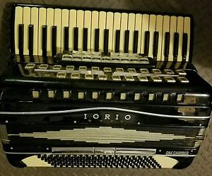 Iorio Accordion /Accordian Full Size