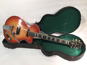 1959 Hofner Club 60 with Bigsby. Amazing , great action, original Selmer case
