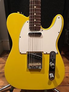 Fender 60's Baja Classic Player Telecaster - TV Yellow - Mint Condition