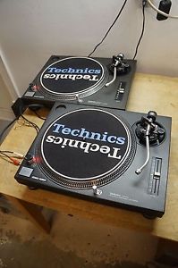 Technics SL-1210 MK2 Direct Drive Turntables ( PAIR ) W/ Cases