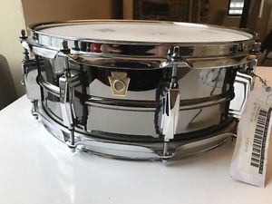 USED LUDWIG SUPRAPHONIC BLACK BEAUTY  5X14 (  PRICED TO SELL) GOLD BADGE