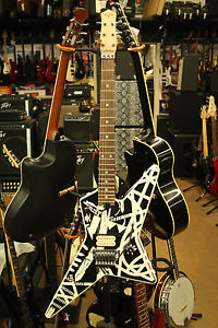 EVH Striped Series Star Guitar!  Made in Mexico!