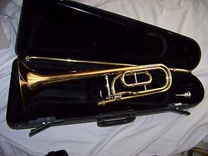 YAMAHA Model YSL446G TROMBONE w.F att.- SuperSMOOTH Slide - VERY GOOD CONDITION!