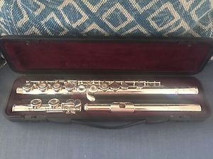 Yamaha 371 Silver Head Flute Open Hole Great Condition