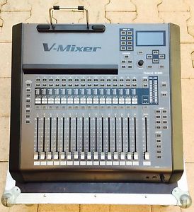 Vend Roland M200i + flightcase + clé wifi