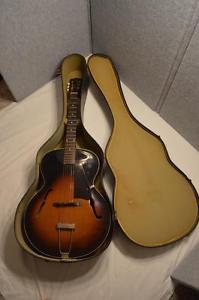 1959 GIBSON L48 ARCHTOP ACOUSTIC GUITAR WITH CASE - VERY GOOD CONDITION